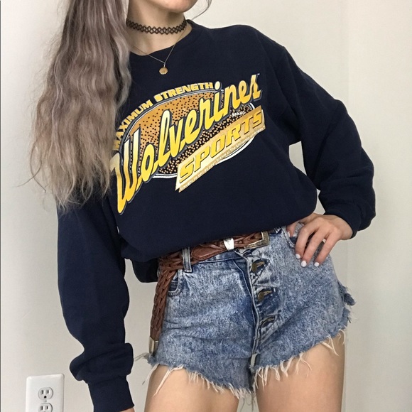 Vintage Tops - Vintage 90s Wolverines SPORTS Michigan Crewneck
